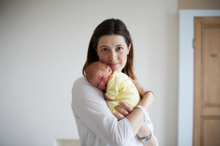newborn-baby-photography-one-day-young-jenny-lewis-13-800x533.jpg